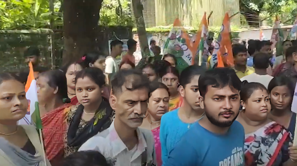 Protest by Nevidita road vendors image